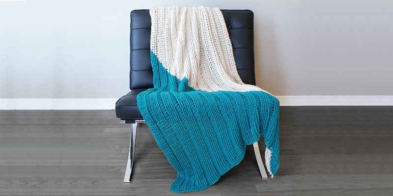 Triangle Color Blocked Throw Blanket